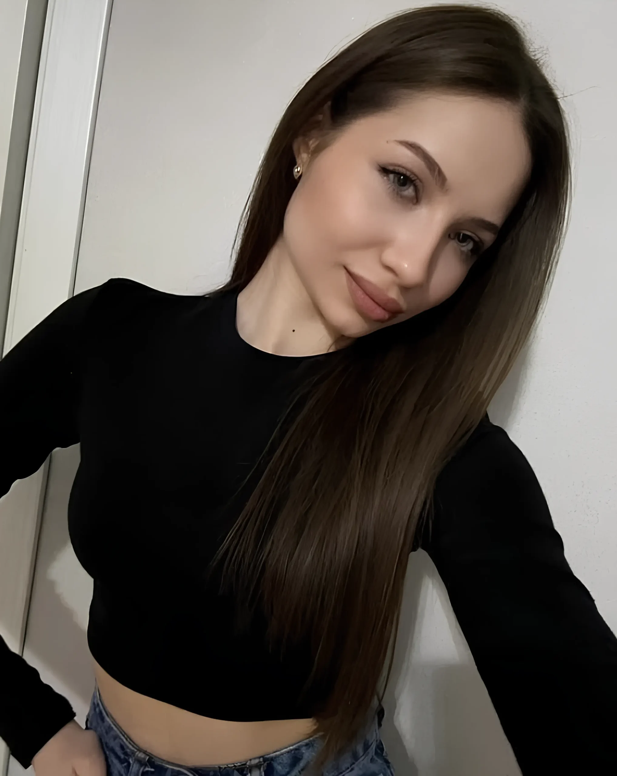 23 Elegant Spring Travel Outfits 2026 - Chic Airport Fashion Ideas for Women