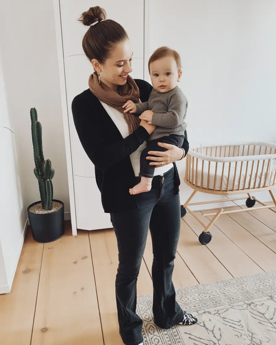 21 elegant spring mom outfits 2026 Modern Mom Minimalism with a Cozy Twist